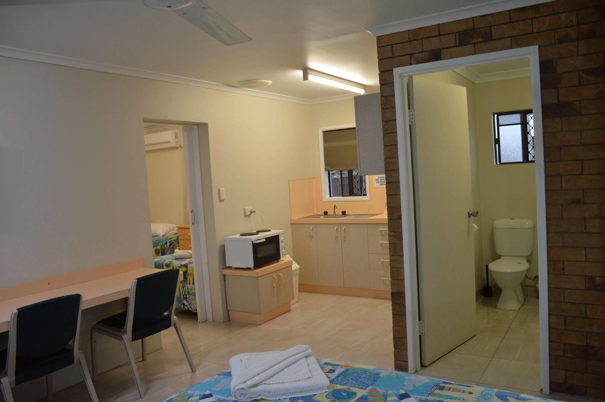 Rover Holiday Units Mackay Buitenkant foto